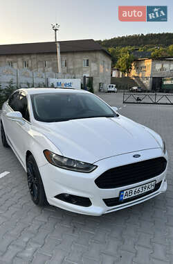 Седан Ford Fusion 2013 в 