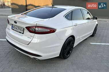 Седан Ford Fusion 2013 в 