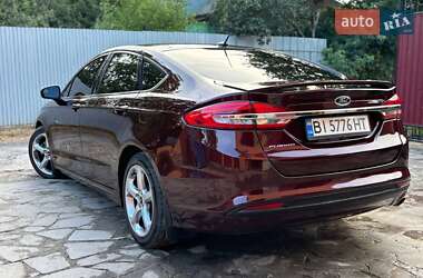 Седан Ford Fusion 2017 в 