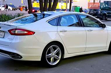 Седан Ford Fusion 2015 в Киеве