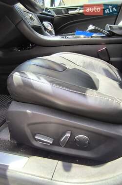 Седан Ford Fusion 2015 в Києві