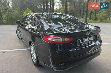Седан Ford Fusion 2012 в 