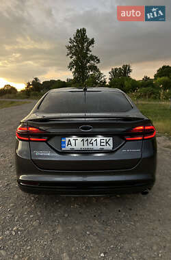 Седан Ford Fusion 2017 в 