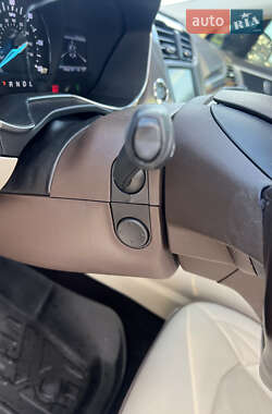 Седан Ford Fusion 2017 в 