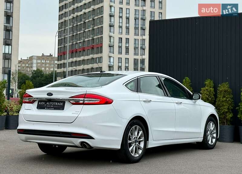 Седан Ford Fusion 2016 в Києві