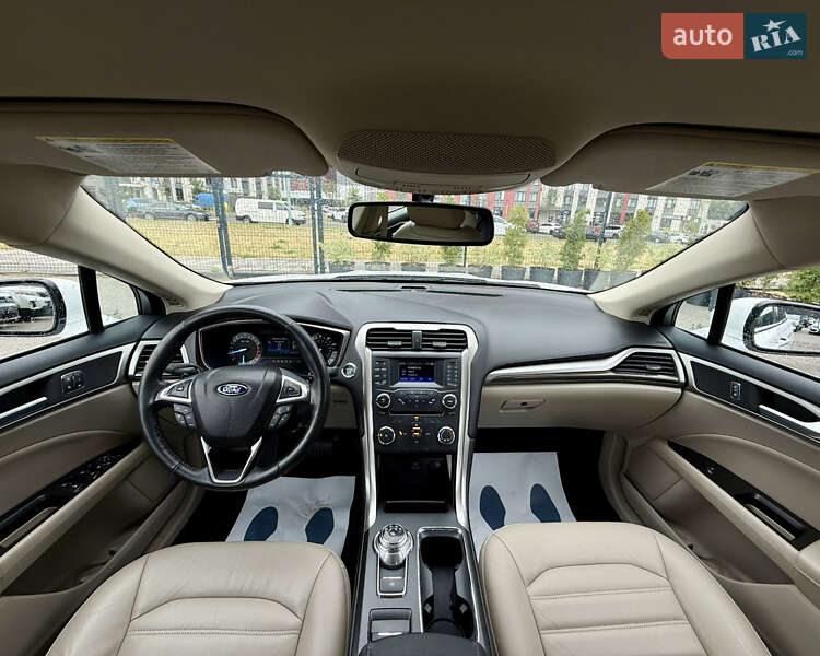 Седан Ford Fusion 2016 в Києві