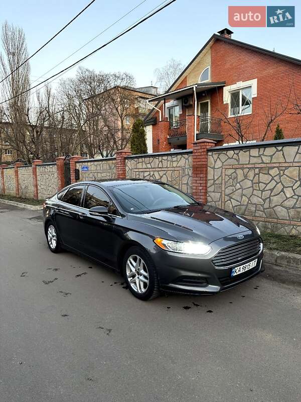 Седан Ford Fusion 2016 в Києві
