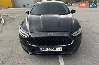 Седан Ford Fusion 2015 в 