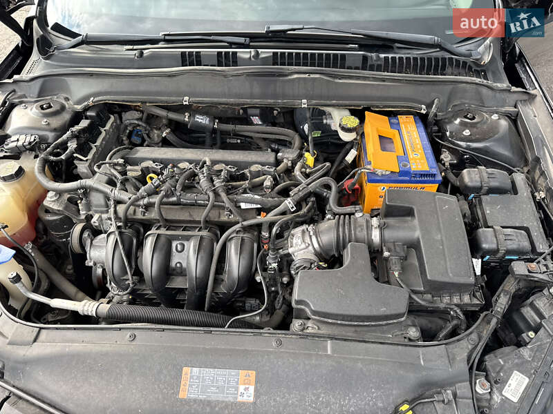 Седан Ford Fusion 2015 в Запоріжжі