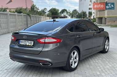 Седан Ford Fusion 2014 в 