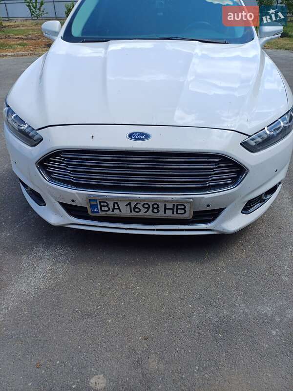 Ford Fusion 2015