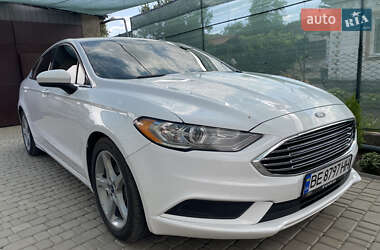 Седан Ford Fusion 2016 в 