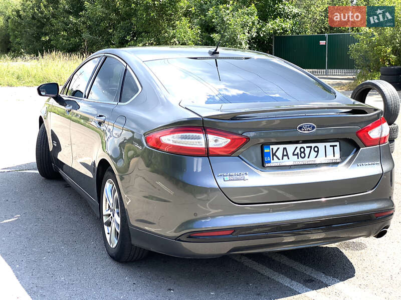 Седан Ford Fusion 2015 в Полтаве