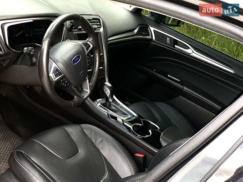 Седан Ford Fusion 2015 в Полтаве