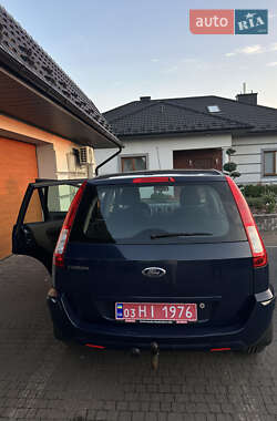 Хэтчбек Ford Fusion 2011 в 