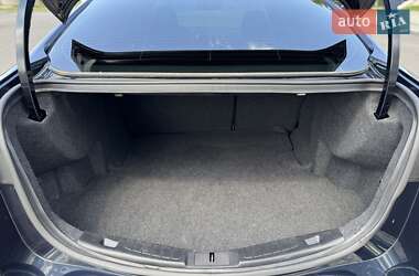 Седан Ford Fusion 2019 в 