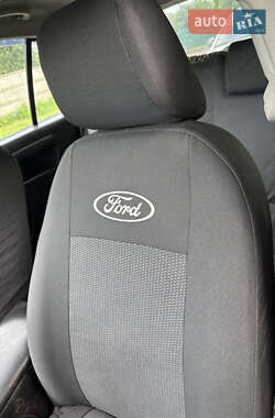 Хэтчбек Ford Fusion 2006 в 