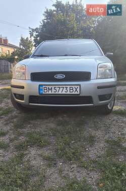 Хэтчбек Ford Fusion 2003 в 