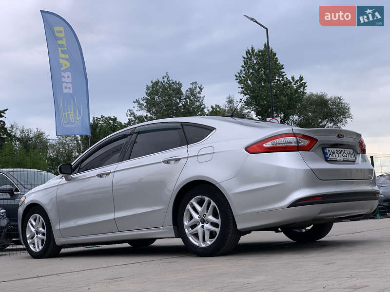 Седан Ford Fusion 2015 в Бердичеве