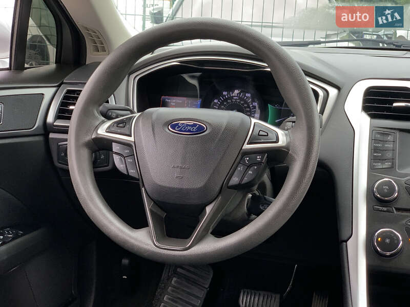 Седан Ford Fusion 2015 в Бердичеве