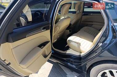 Седан Ford Fusion 2014 в 
