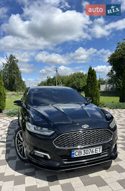 Седан Ford Fusion 2015 в 