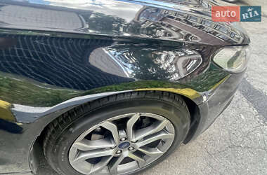 Седан Ford Fusion 2017 в 