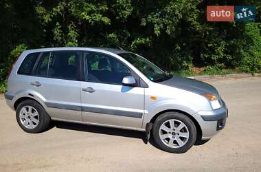 Хэтчбек Ford Fusion 2006 в 