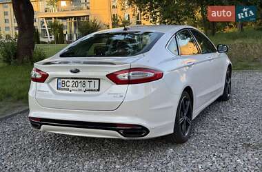 Седан Ford Fusion 2014 в Львове