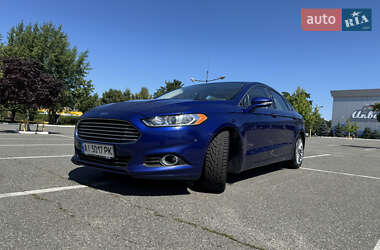 Седан Ford Fusion 2015 в 