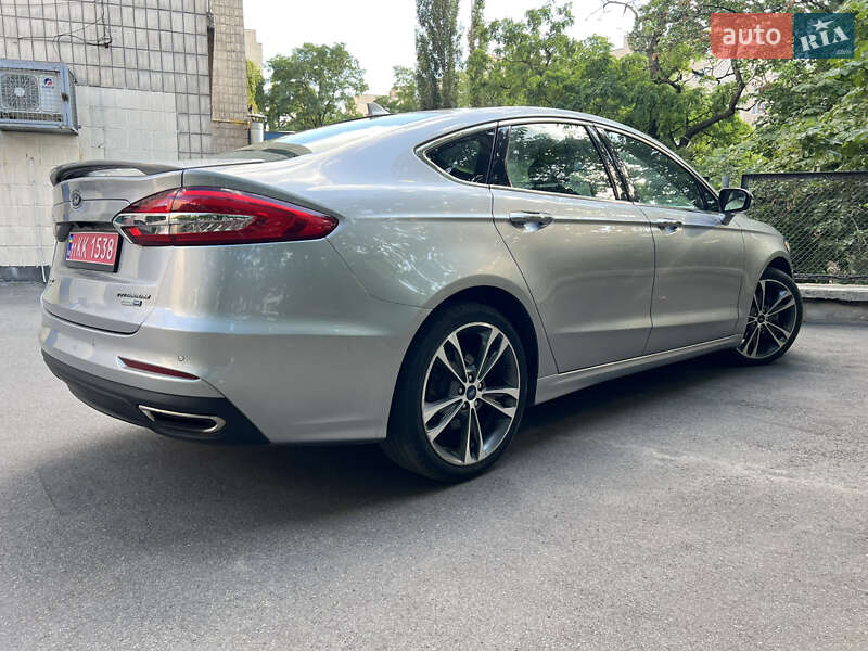 Седан Ford Fusion 2020 в Киеве