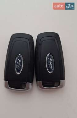 Седан Ford Fusion 2019 в 