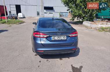 Седан Ford Fusion 2017 в 