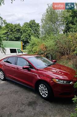 Седан Ford Fusion 2014 в 