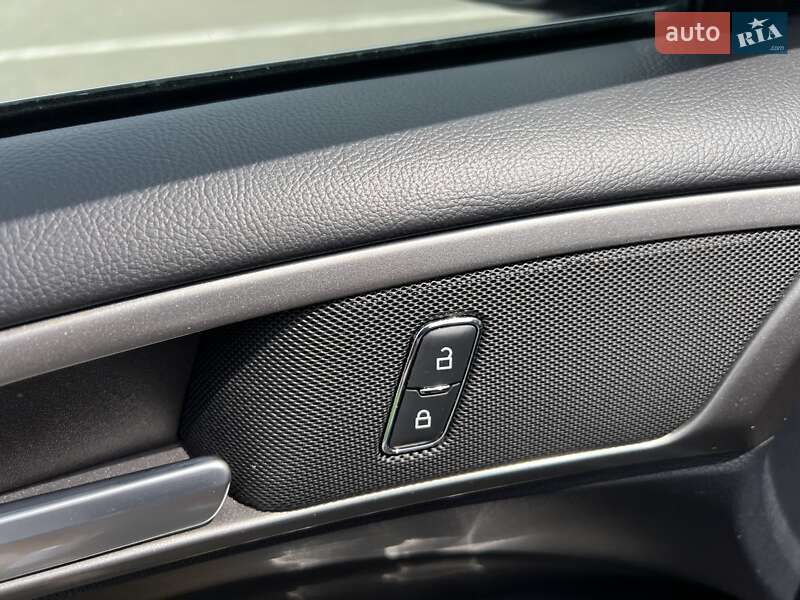 Седан Ford Fusion 2019 в Киеве