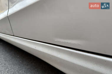 Седан Ford Fusion 2012 в 
