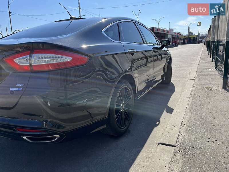 Седан Ford Fusion 2015 в Киеве