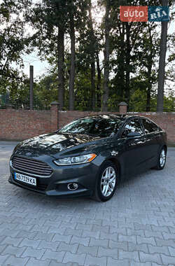 Седан Ford Fusion 2015 в Умани