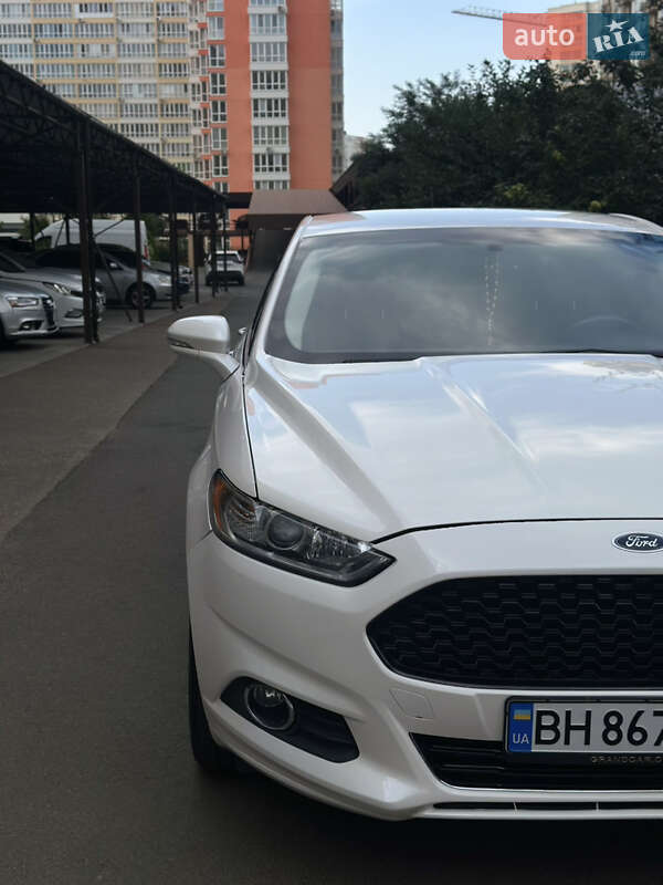 Седан Ford Fusion 2015 в Одессе