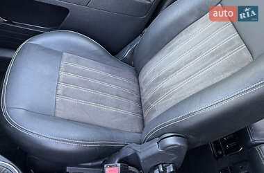 Хэтчбек Ford Fusion 2010 в 