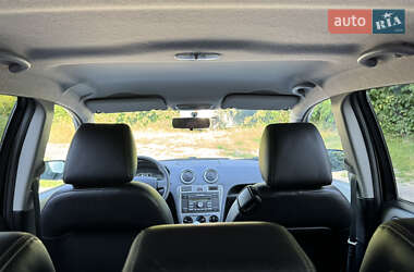 Хэтчбек Ford Fusion 2010 в 