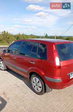 Хэтчбек Ford Fusion 2008 в 