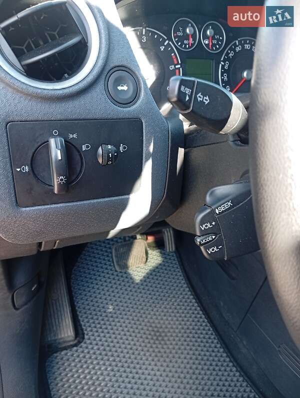 Хэтчбек Ford Fusion 2008 в Львове