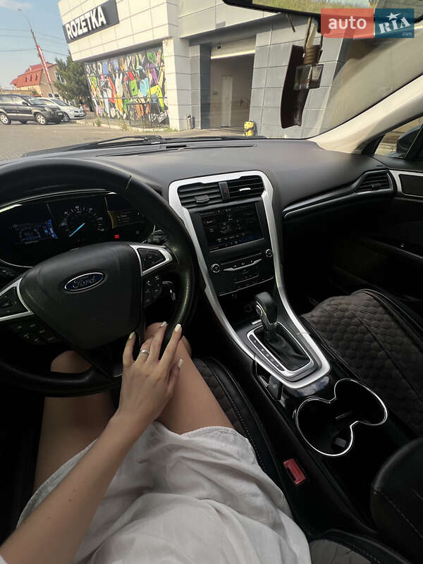 Седан Ford Fusion 2013 в Одессе
