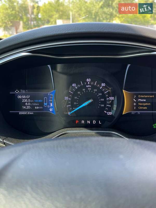 Седан Ford Fusion 2013 в Дніпрі