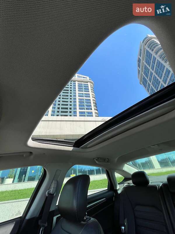 Седан Ford Fusion 2013 в Дніпрі