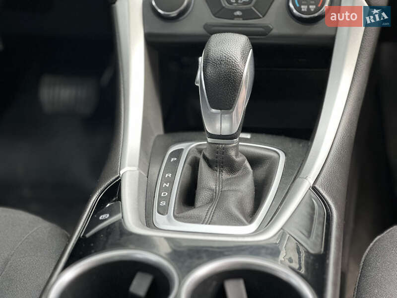 Седан Ford Fusion 2013 в Львове