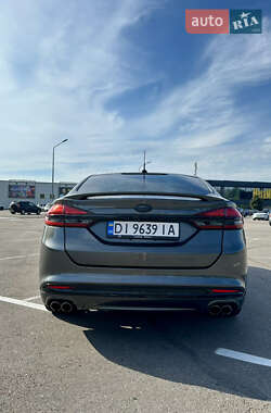 Седан Ford Fusion 2016 в 