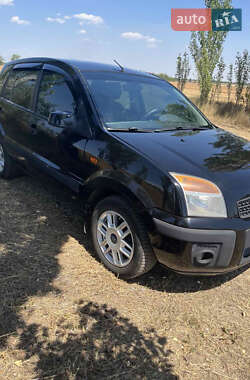 Хэтчбек Ford Fusion 2008 в 
