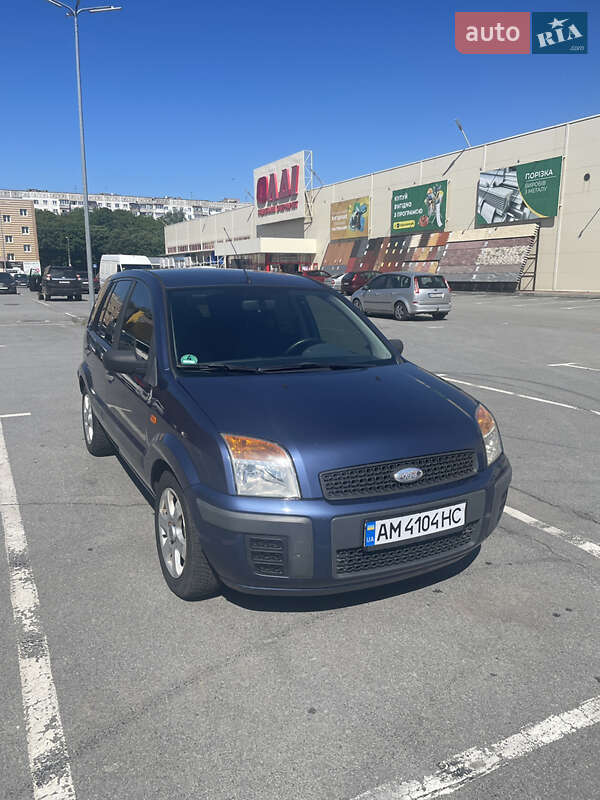 Хэтчбек Ford Fusion 2005 в Житомире
